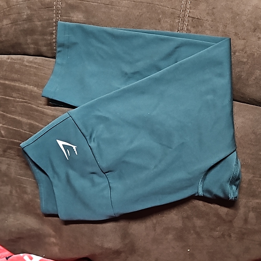 EUC Gymshark Capri Workout Leggings